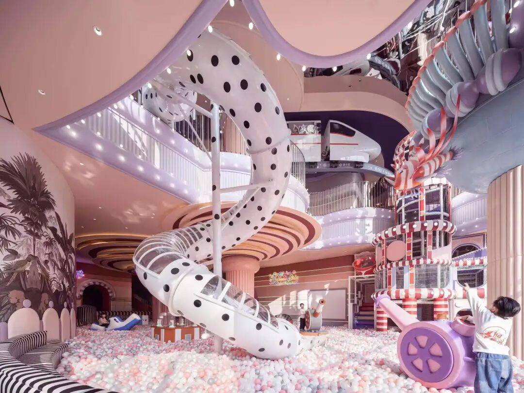 抓福猪、逛雪乡……过个热气腾腾烟火年！开元棋牌长沙春节攻略丨来雨花！遛萌娃、(图2)